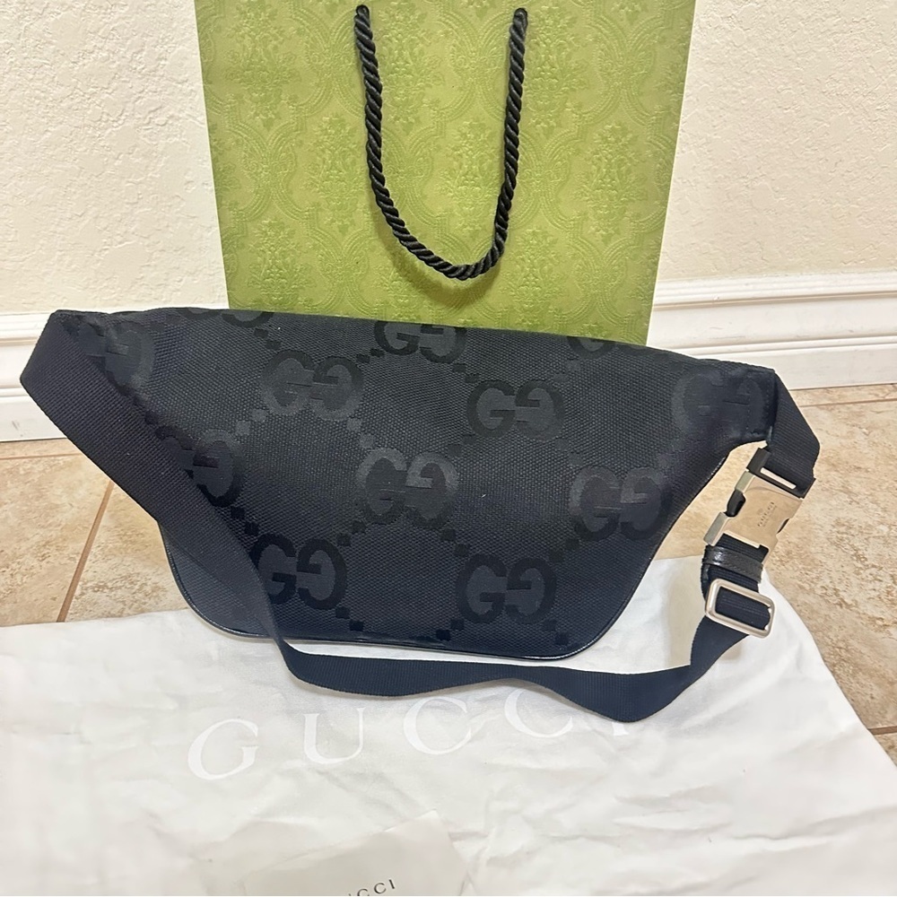 New authentic Gucci Jumbo GG belt crossbody bag in GG canvas with leather trim - Picture 15 of 16